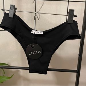 Luna pole shorts